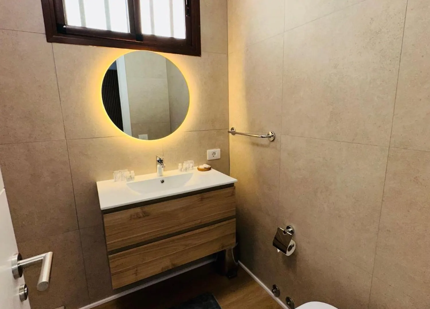 Appartement En Playa Las Vistas. Veramar. Free Parking, Pool! Los Cristianos